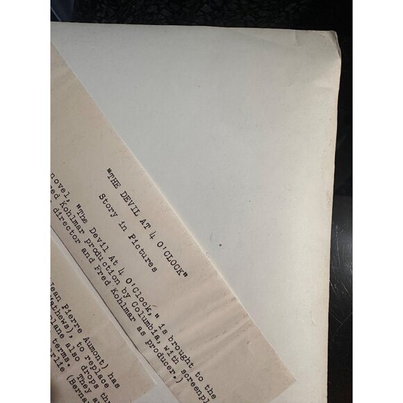 Vintage 1961 Movie Still From "The Devil At 4 OClock" Featuring Frank Sinatra Be - Picture 11 of 13